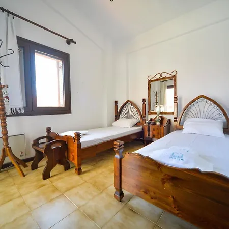 Traditional Lux Mezonete Πευκοχώρι