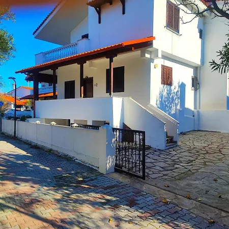 Traditional Lux Mezonete Villa Pefkochori